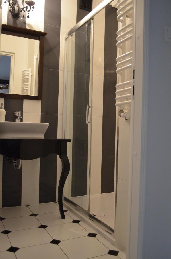 Apartament Orchidea Centrum Warschau Buitenkant foto